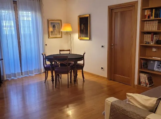 Lovely Accogliente Tra Policlinico E Piazza Bologna Appartement