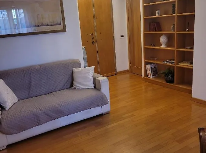 Appartement Lovely Accogliente Tra Policlinico E Piazza Bologna *