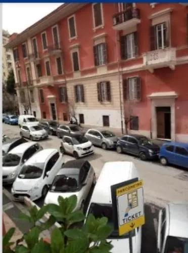 Appartement Lovely Accogliente Tra Policlinico E Piazza Bologna Rome