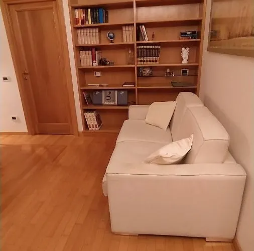 Appartement Lovely Accogliente Tra Policlinico E Piazza Bologna Rome